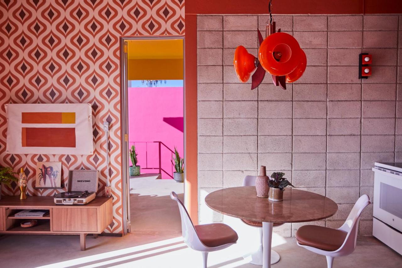 Mood Haus By Dw - 70'S Retro Stays San Juan Eksteriør billede