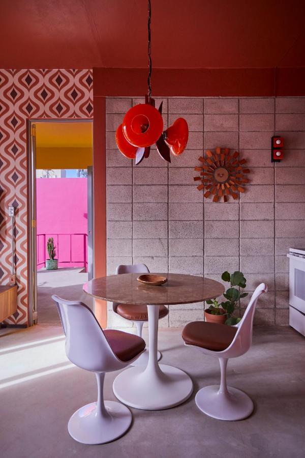 Mood Haus By Dw - 70'S Retro Stays San Juan Eksteriør billede